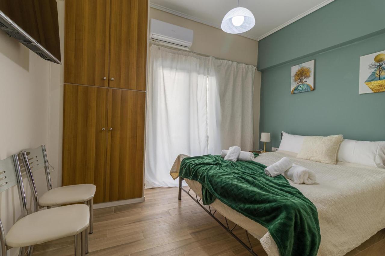 Апартаменты Couples Retreat, Fully Equipped Studio/ Loutraki Beach Экстерьер фото